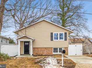 942 Clovis Ave, Capitol Heights, MD 20743
