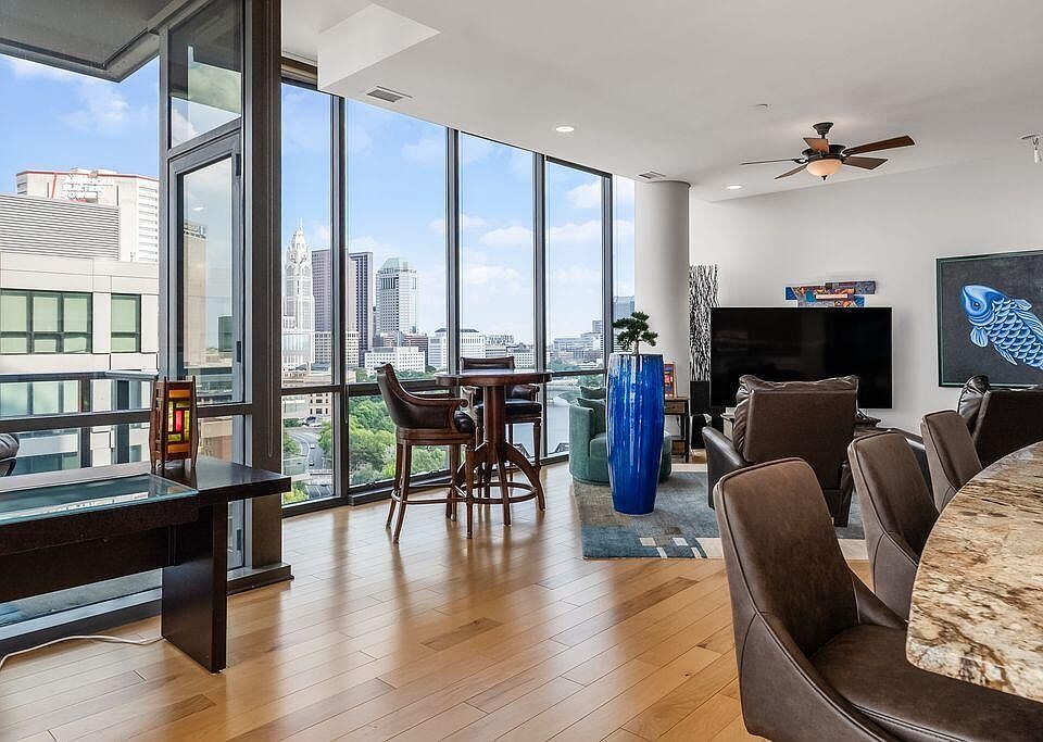 1st image of 300 W Spring St Unit 1201