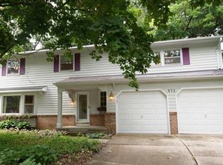 571 Rookway Dr SE, Ada, MI 49301