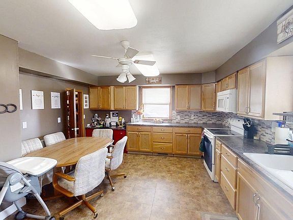 4th image of 237 A Rd