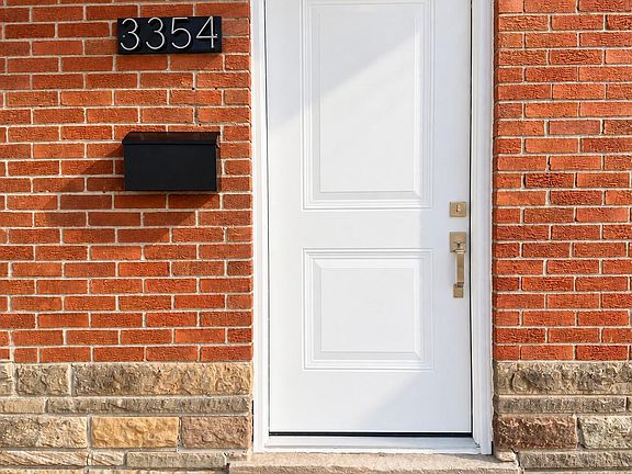5th image of 3354 E Outer Dr