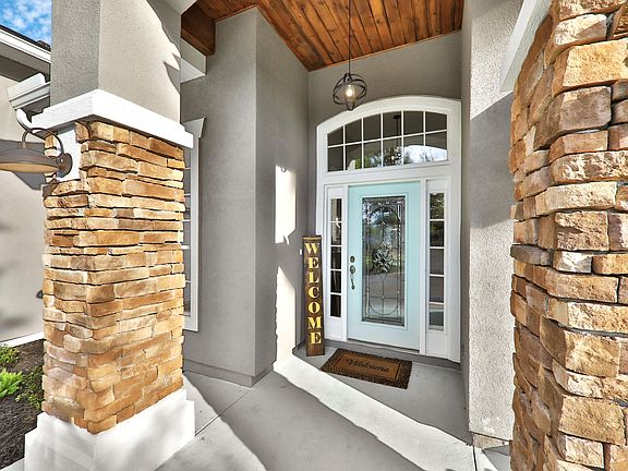 2nd image of 87565 Creekside Dr