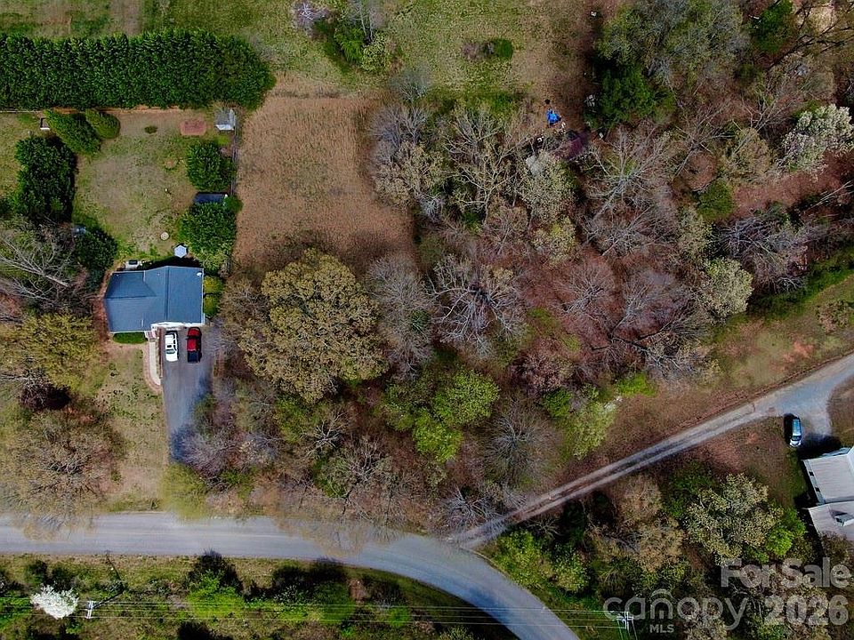 1st image of 3053 11th Avenue Dr NE