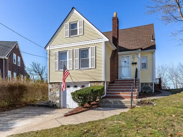 149 Kimball St, Malden, MA 02148