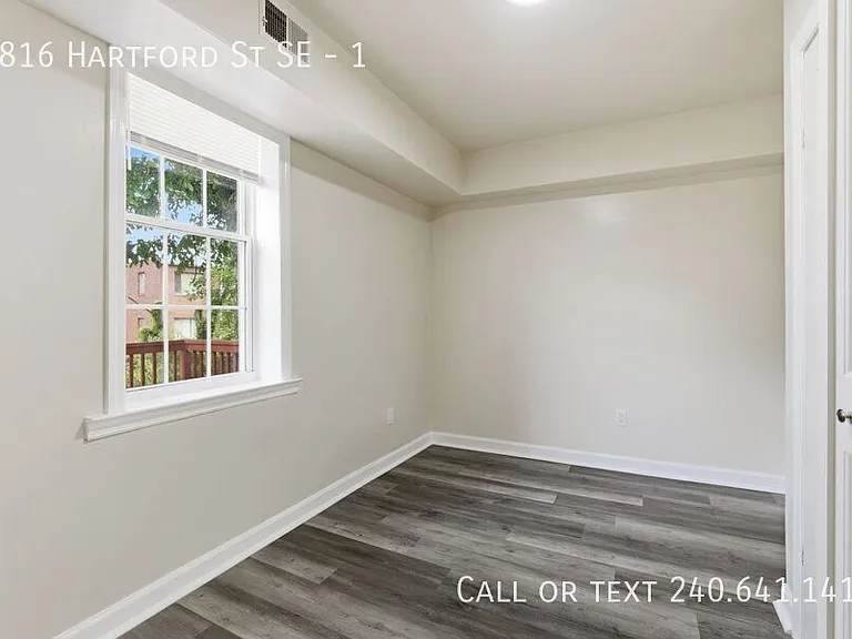2816 Hartford St SE #1 — Photo 10