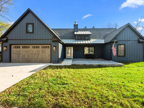 N3032 Canary ROAD, Lake Geneva, WI 53147