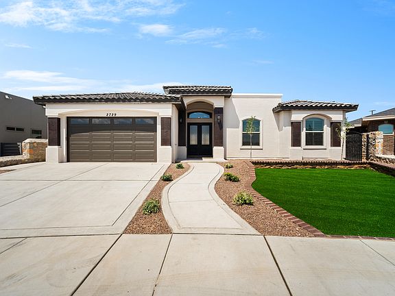 2nd image of 2729 Tierra Murcia St