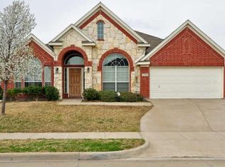 10164 Deer Trl, Fort Worth, TX 76140