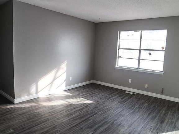 4th image of 9712 NE 2nd Pl