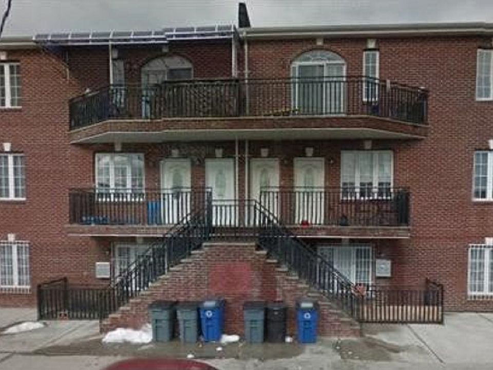 1st image of 26 Bay St #3B