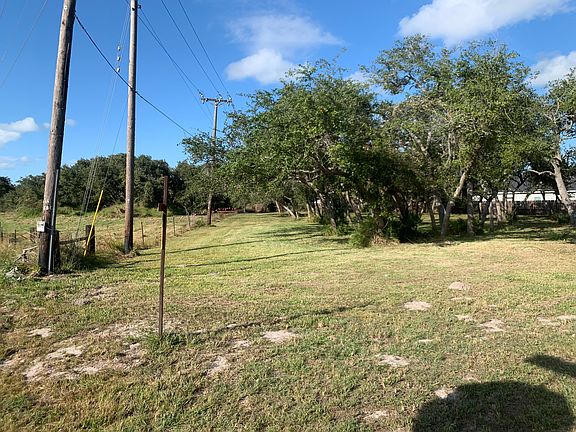 3rd image of 104 Woodland Dr