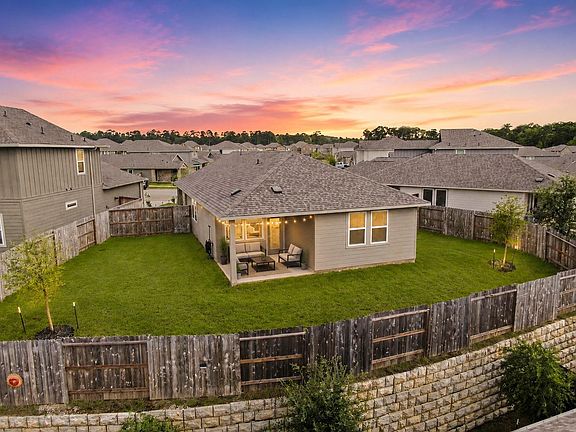 2nd image of 1701 Cayden Oak Ln