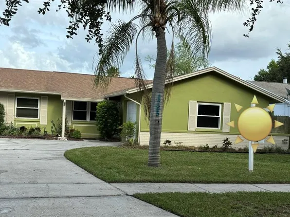 1705 Fox Run Dr, Tarpon Springs, FL 34689