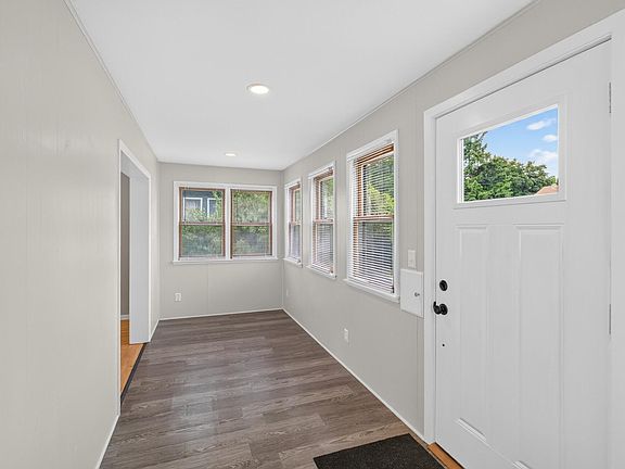 4th image of 1074 Galtier St