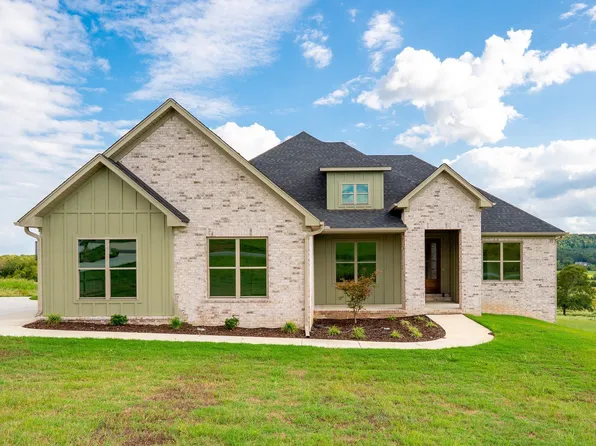 272 Castleberry Rd, Greenbrier, AR 72058