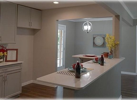 4th image of 2822 Materhorn Dr