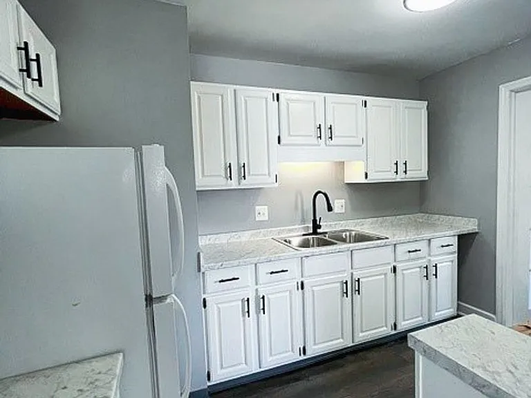 4117 Ural Ave — Photo 3