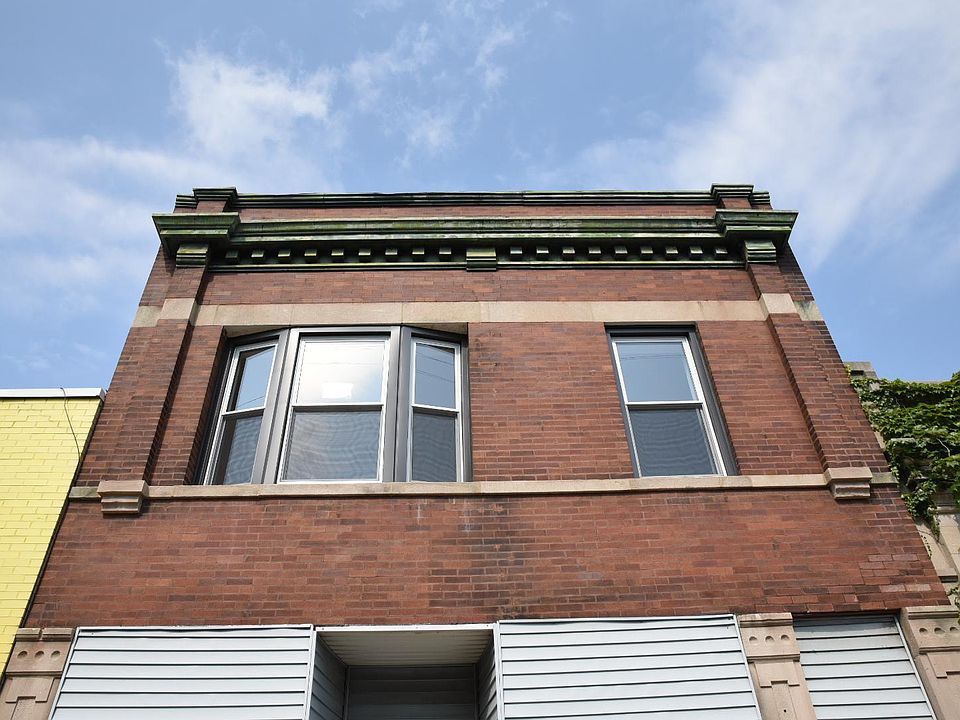 1st image of 3112 N California Ave