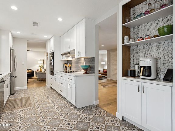 5th image of 8709 E MACKENZIE Drive