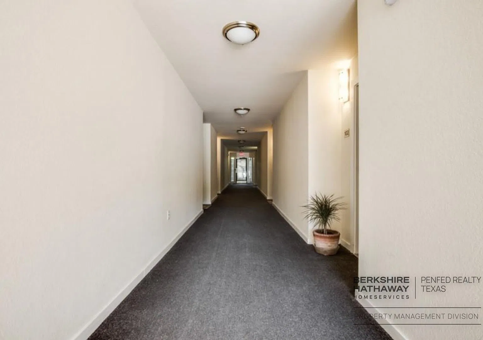 5111 Manett St — Photo 2