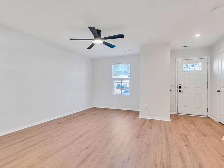 31 Tidworth Dr — Photo 3