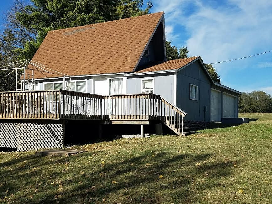1st image of 220 Breezy Shores Cir