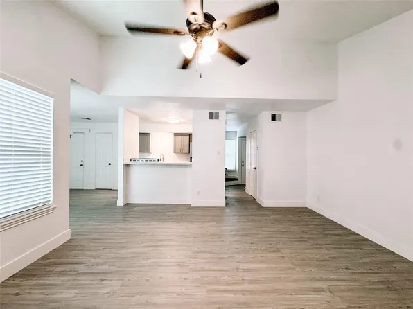 12524 Pebblestone St, Houston, TX 77072