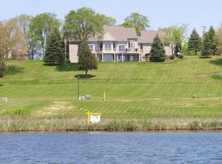 40 Coronado Dr, Jackson, MI