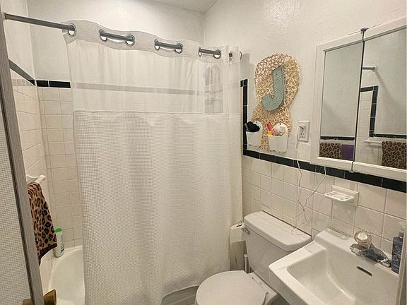 4th image of 322 S 11th St #11158046