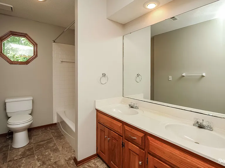 7829 Twilight Ln — Photo 15