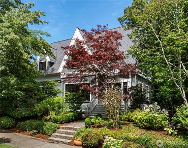 164 McGraw Street, Seattle, WA, 98109