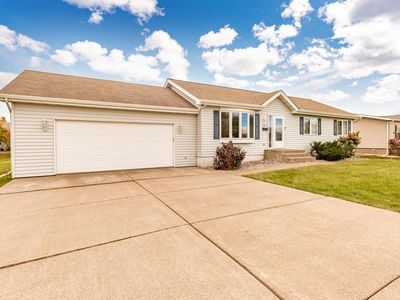 2020 E 11th St, Superior, WI, 54880