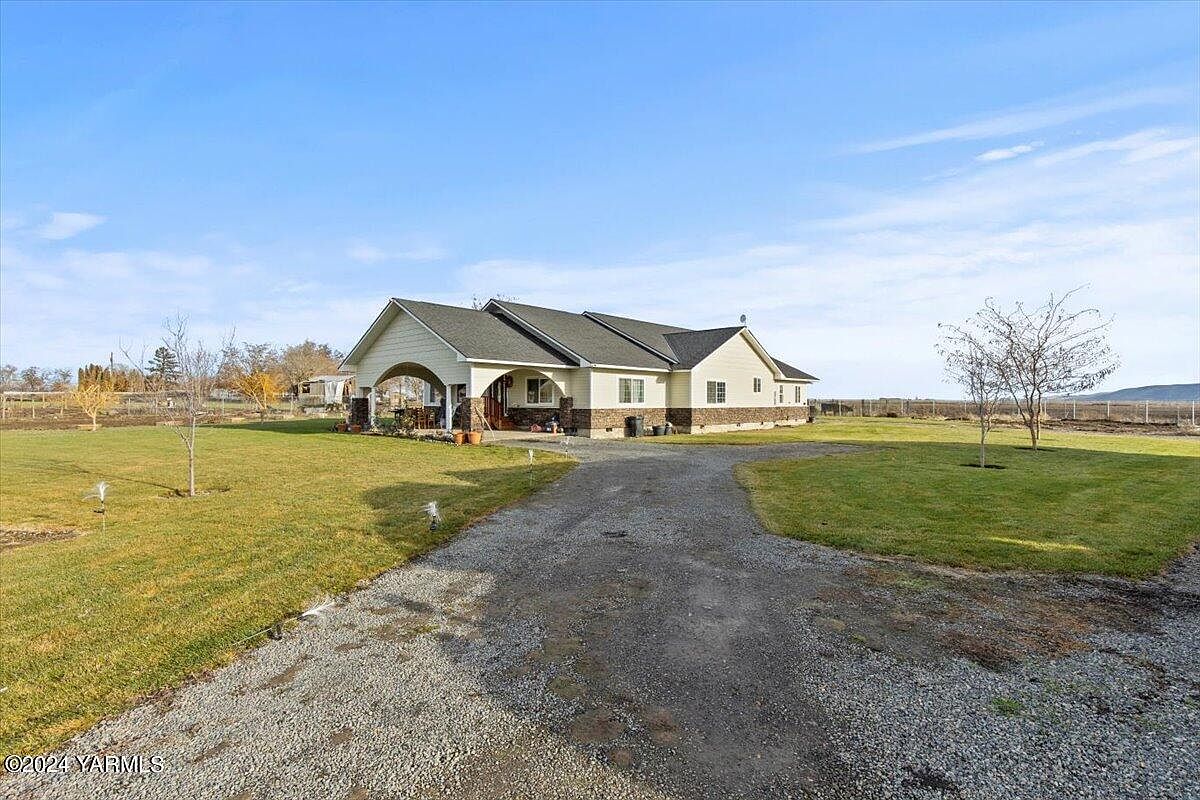 60531 State Highway 97, Toppenish, WA 98948 MLS 2441 Zillow