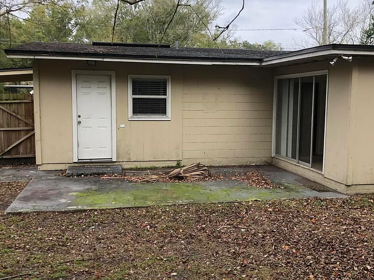 7318 Strato Rd — Photo 14