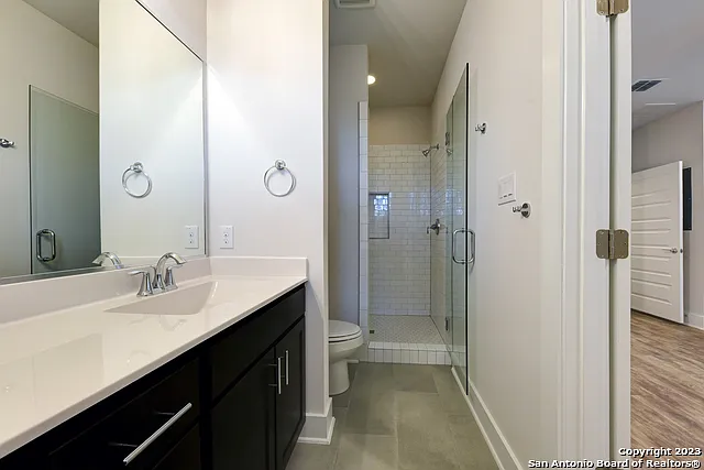 200 Melrose Pl #300 — Photo 9