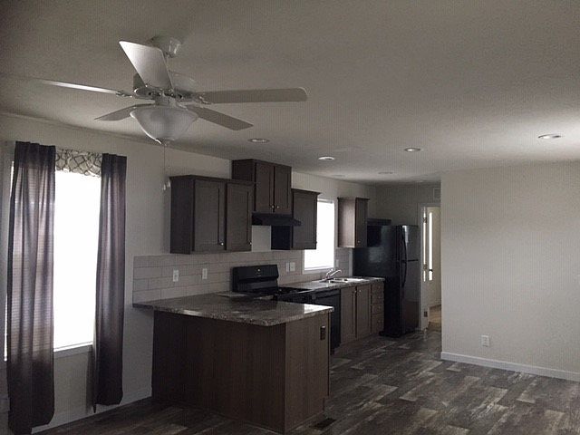 1st image of 4590 Berrywood Dr W