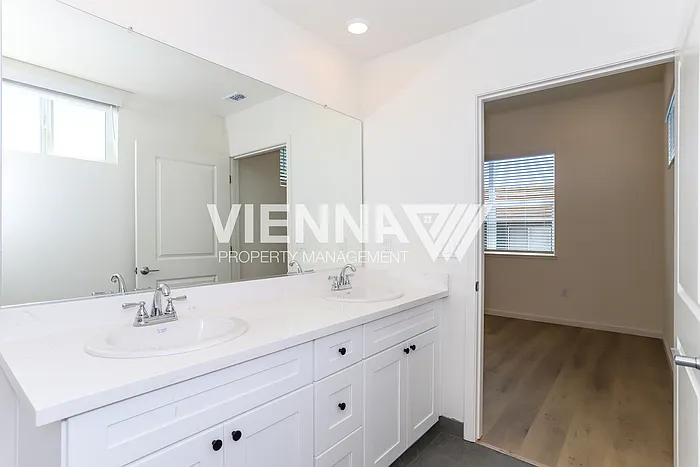 8082 Quiet Knolls Dr — Photo 13
