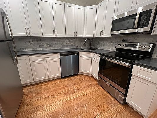 3rd image of 390 2nd St APT 13