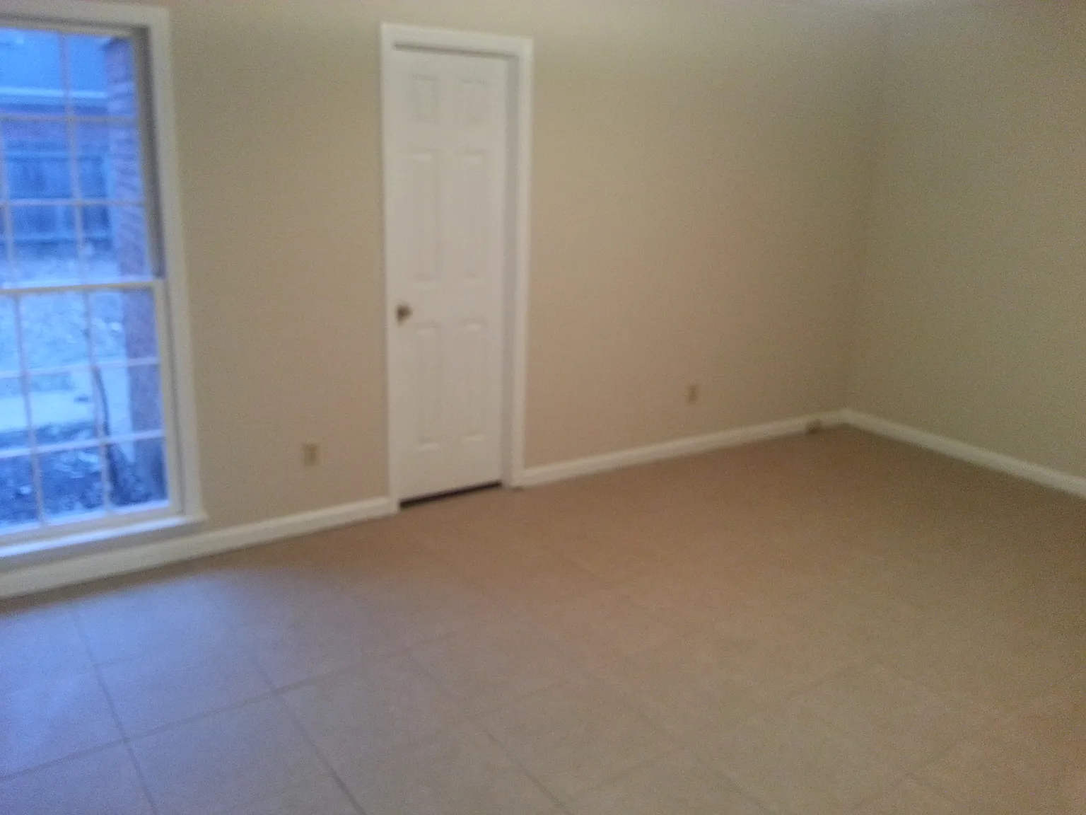 2 bed, 2.5 bath, 1400 sqft, $1,200 — Photo 4
