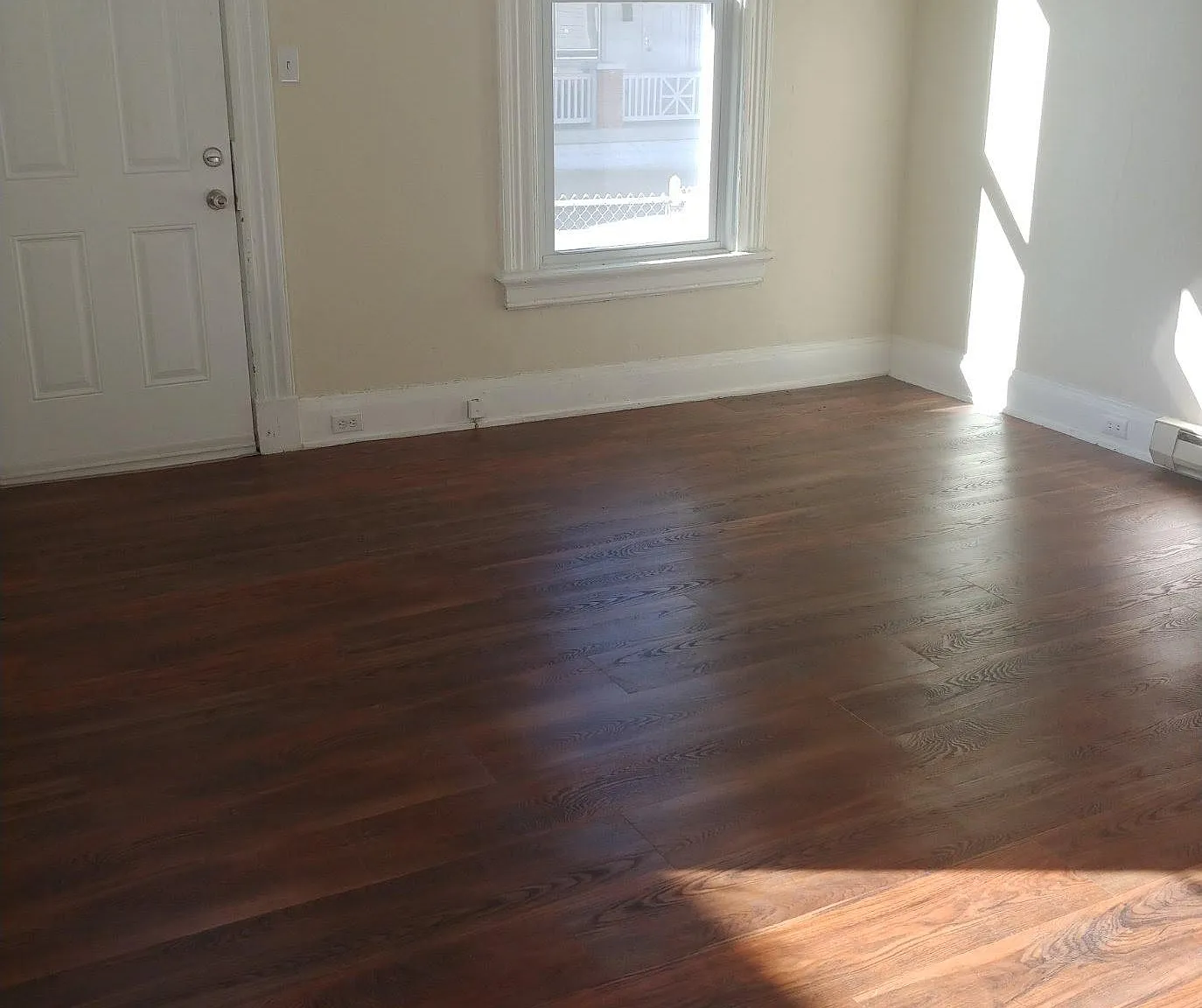 2 bed, 958 sqft, $1,399 — Photo 2