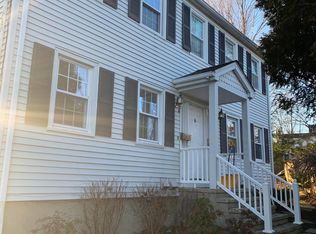 234 Oakwood Dr, Fairfield, CT 06824