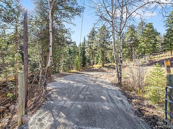 4th image of 28176 Alabraska Lane