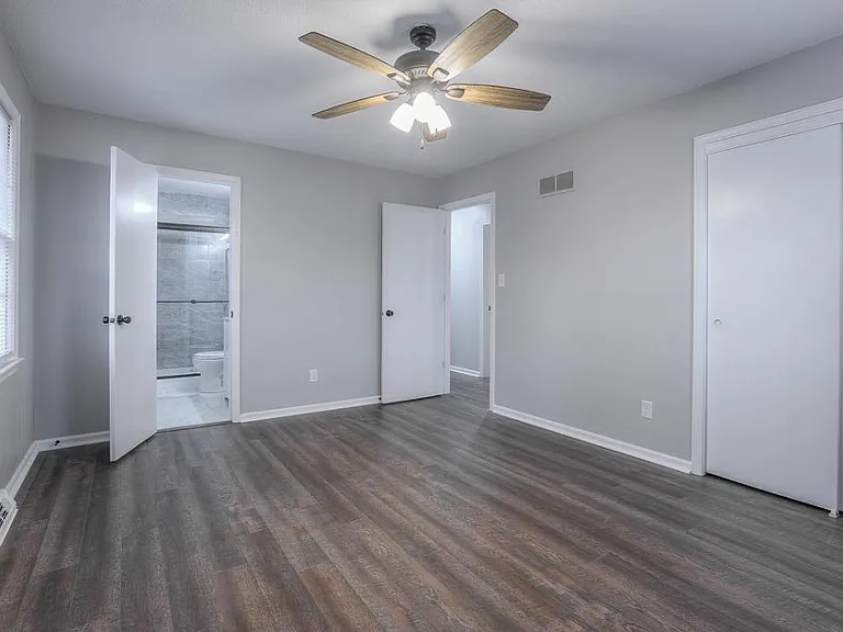 6725 NW Hilldale Dr — Photo 22