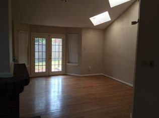 5329 Village Green Dr, Mesquite, TX 75150