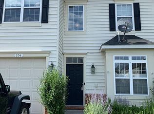 204 Prestwick Ln, Stephens City, VA 22655