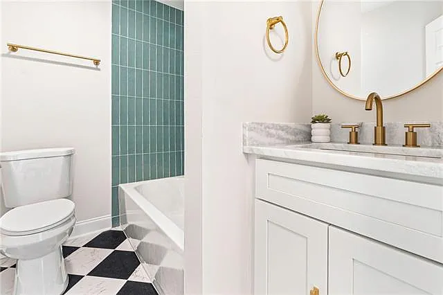 110 Jules Ave — Photo 13