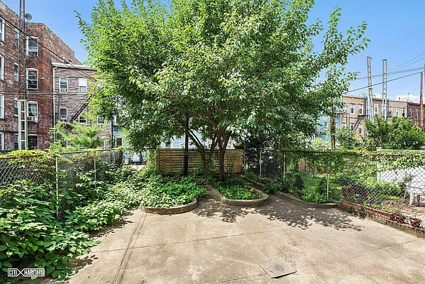 Rented by Citi Habitats | media 26