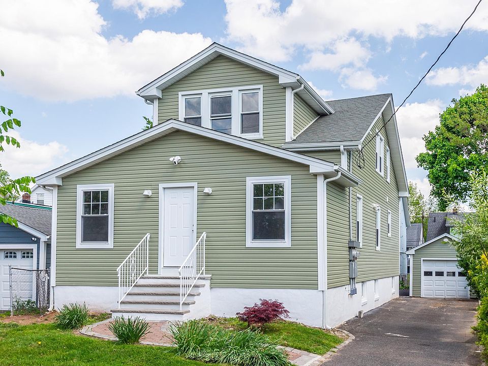 1st image of 8A Hughes St #1
