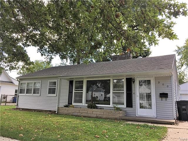 1st image of 900 E College Ave