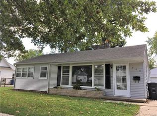 900 E College Ave, Greenville, IL